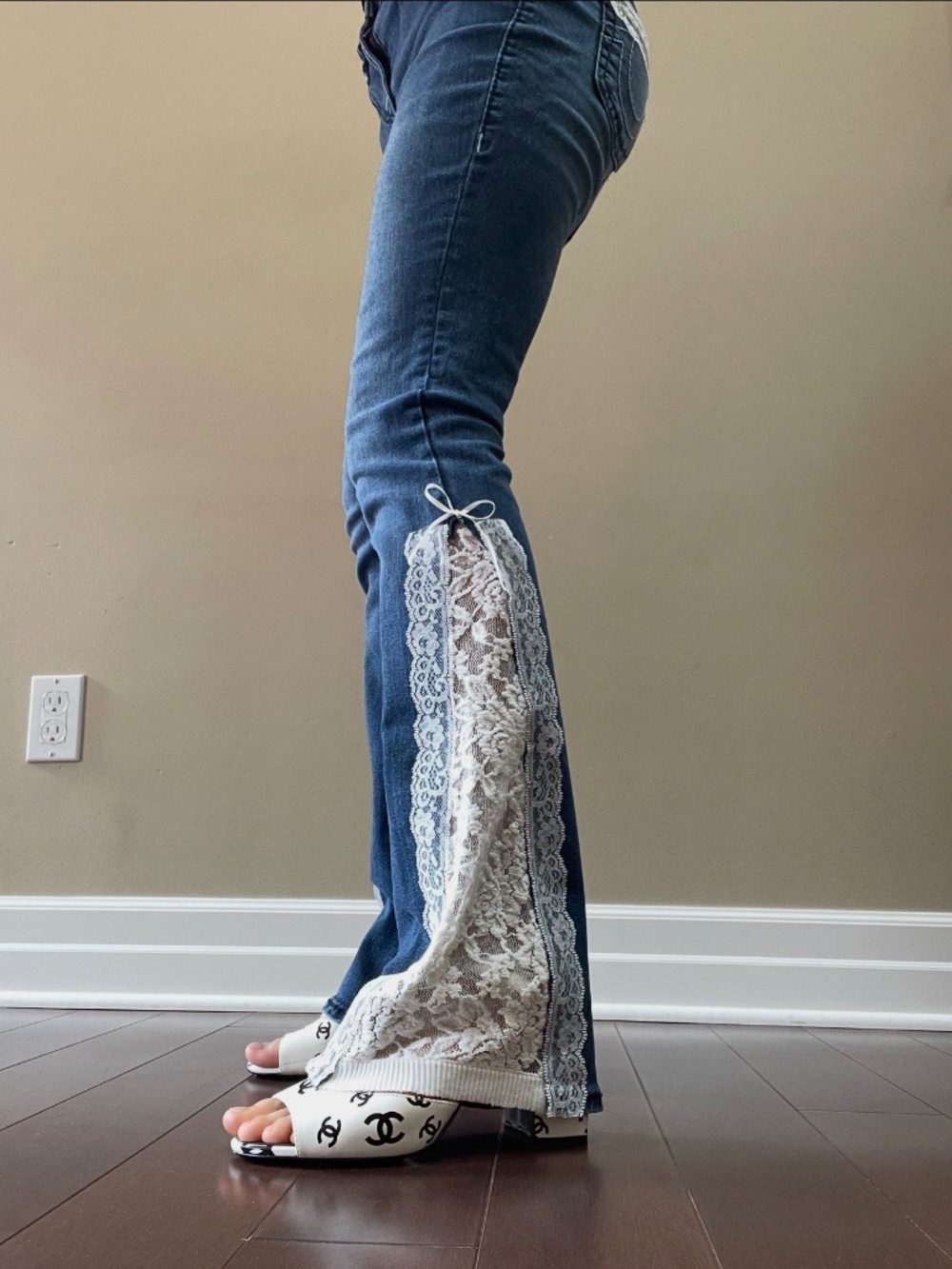 Handmade True Religion lace jeans - Picture 4 of 6